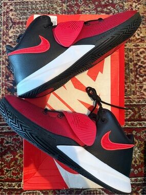 Nike Kyrie Flytrap III Black University Red Low-Top Basketball Sneakers
